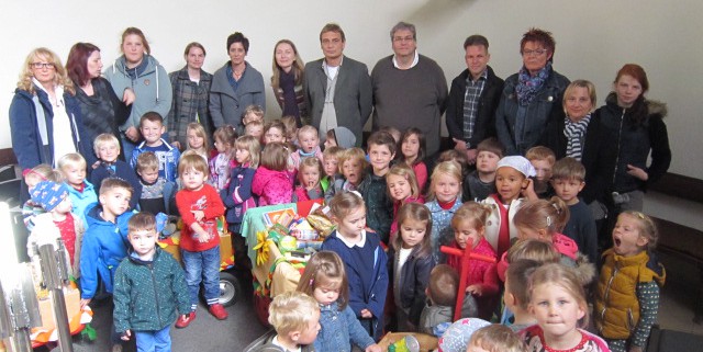 Kindergarten Christus Konig Und St Ludger Spenden Lebensmittel