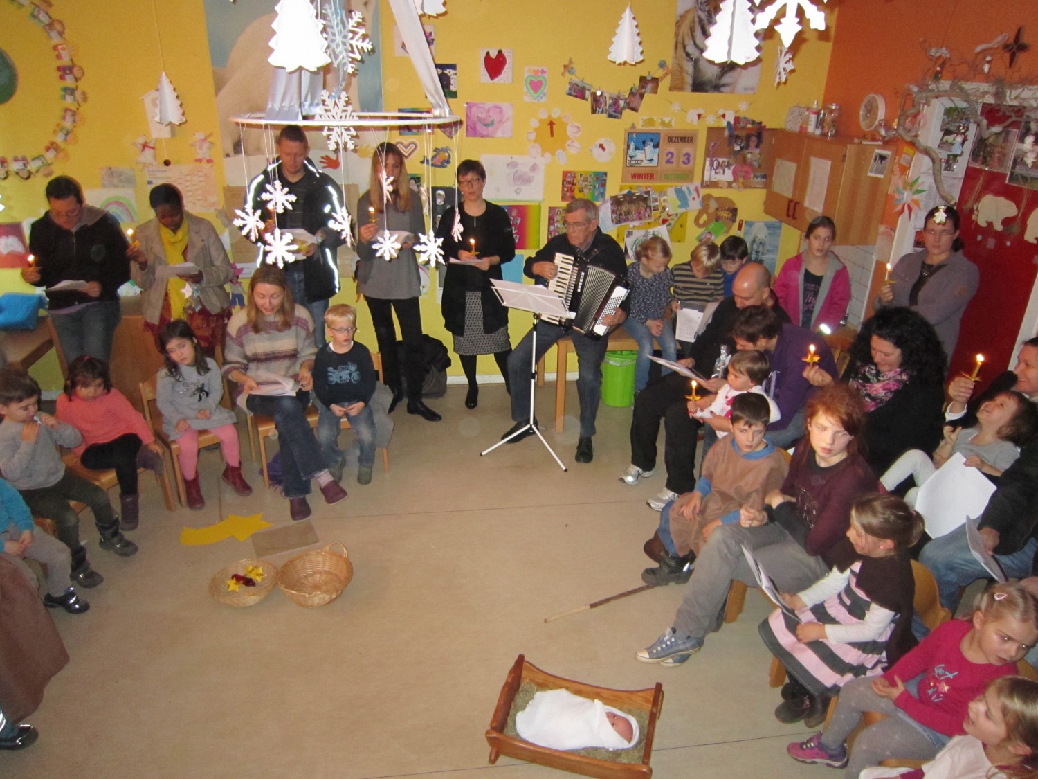 Weihnachtsfeier im Kindergarten Christus König – Kindergarten Christus